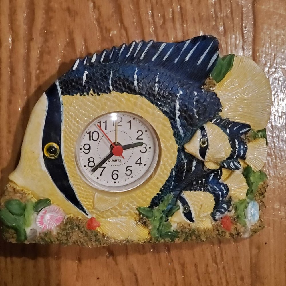 Quartz Desk Fish Clock - Yellow, White, Navy Blue